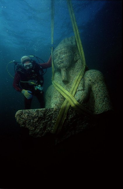 Древний Гераклион — затерянный подводный город (19 фото)