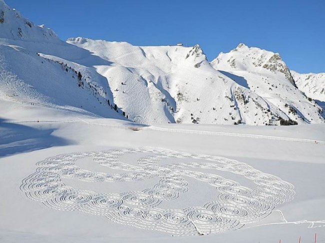 Зимние творения на снегу художника Саймона Бека (19 фото)
