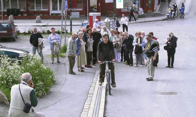 Эскалатор для велосипедистов в Норвегии (13 фото)