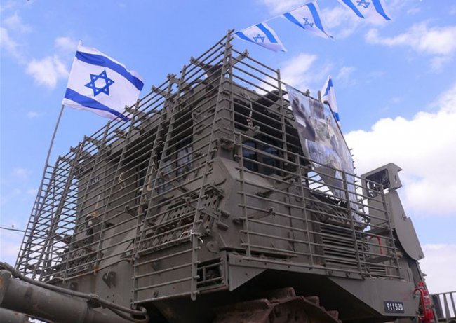 Супер трактор из Израиля (16 фото)