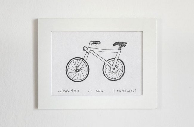 Художник делает цифровые иллюстрации велосипедов, нарисованных знакомыми по памяти карандашом (18 фото)