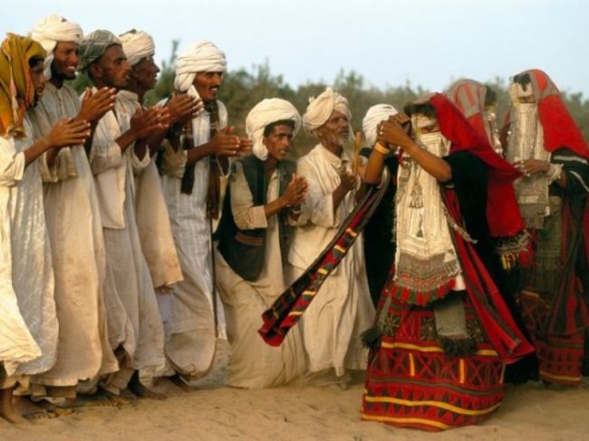 15 необычных свадебных традиций в разных странах