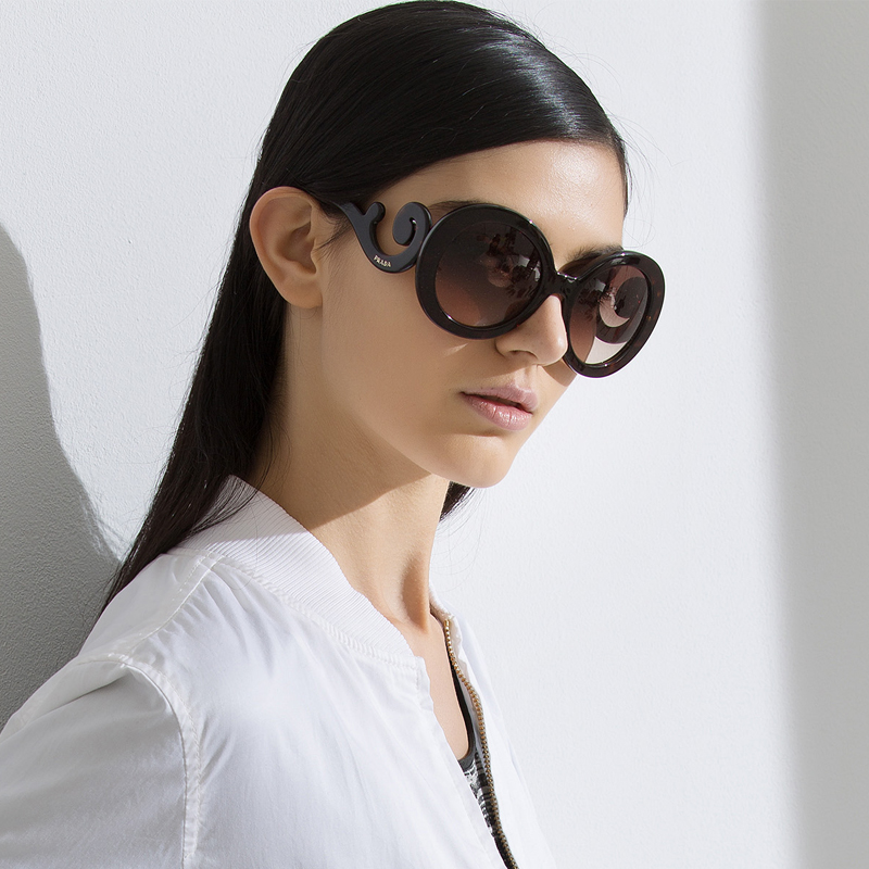 Купить очки Прада: легендарные аксессуары в индивидуальном стиле  