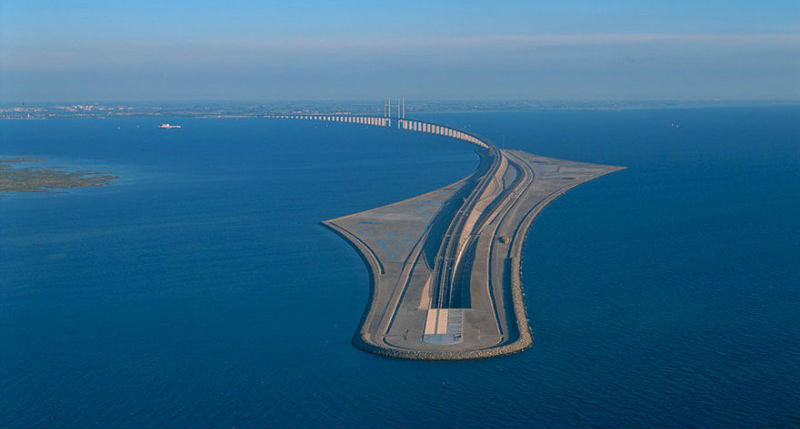 Удивительный мост-тоннель, соединяющий Данию и Швецию