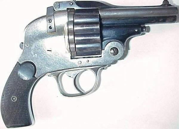 Уникальный револьвер с тремя стволами