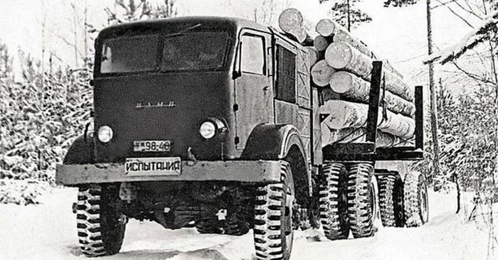 НАМИ-012: почему советский грузовик, который работал на дровах, так и не доехал до заказчика