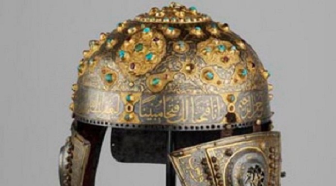Откуда взялись аяты Корана на шлемах русских царей и бояр (5 фото) 