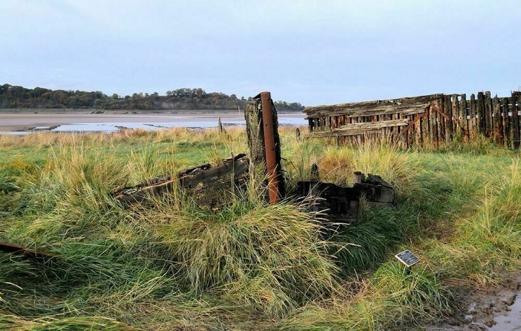 Рукотворное кладбище кораблей: зачем в Англии специально затопили десятки кораблей