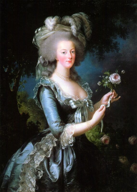 Почему грудь королевы Франции Марии-Антуанетты запомнилась больше, чем лицо